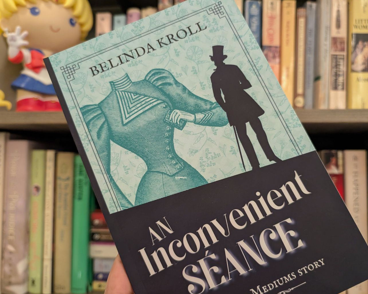 "An Inconvenient Séance" (paperback) signed - Belinda Kroll